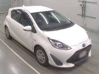 TOYOTA AQUA 2017 Image 5