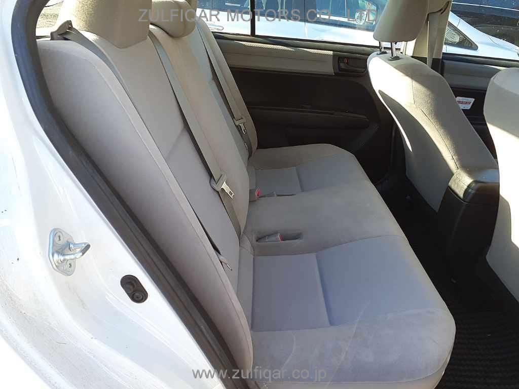 TOYOTA COROLLA AXIO 2013 Image 10