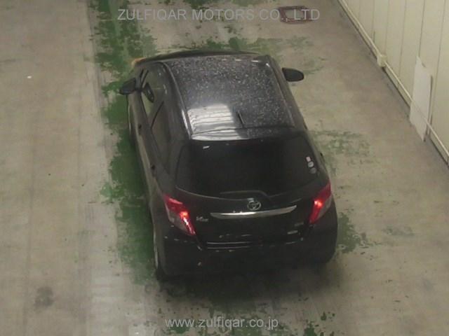 TOYOTA VITZ 2012 Image 3
