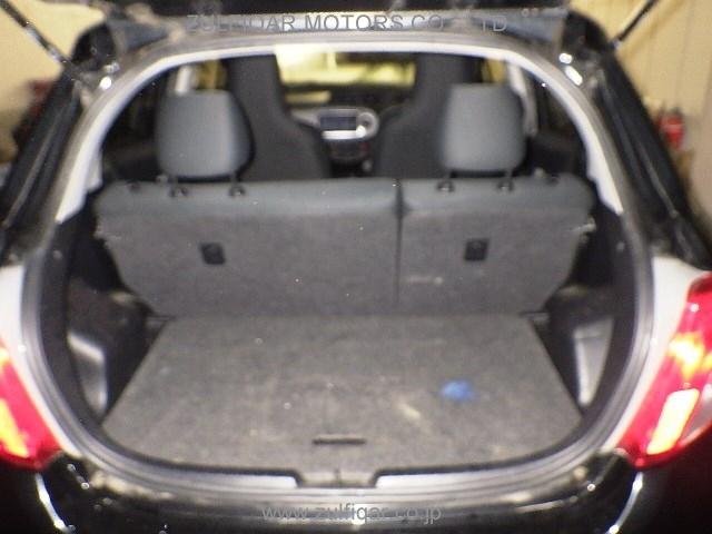 TOYOTA VITZ 2012 Image 5