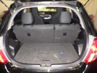 TOYOTA VITZ 2012 Image 5