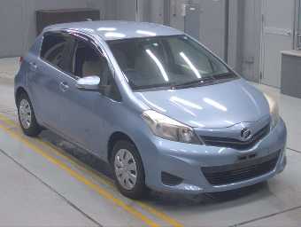 TOYOTA VITZ 2012 Image 5