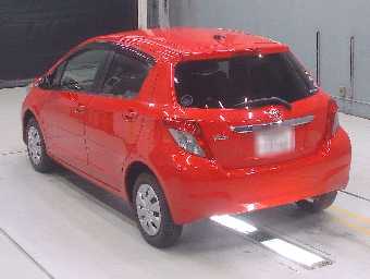 TOYOTA VITZ 2013 Image 6