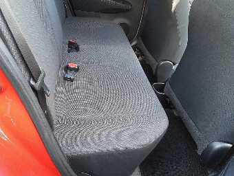 TOYOTA VITZ 2013 Image 10