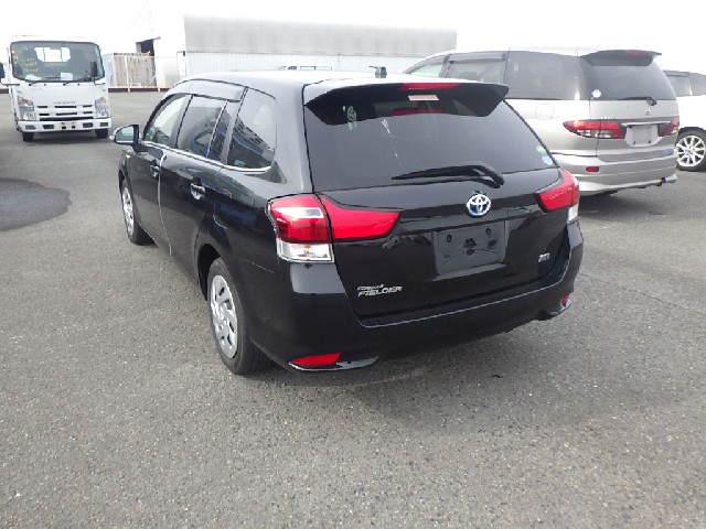 TOYOTA COROLLA FIELDER 2017 Image 27