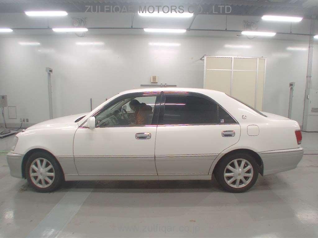 TOYOTA CROWN 2002 Image 4
