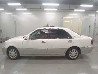TOYOTA CROWN 2002 Image 4