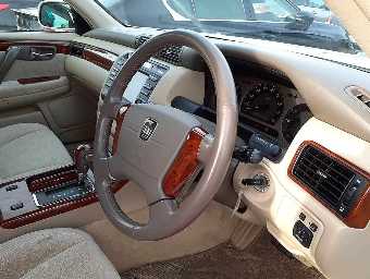 TOYOTA CROWN 2002 Image 7