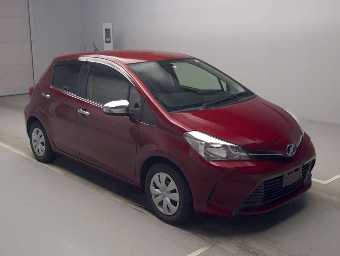 TOYOTA VITZ 2014 Image 3