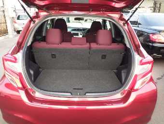 TOYOTA VITZ 2014 Image 7