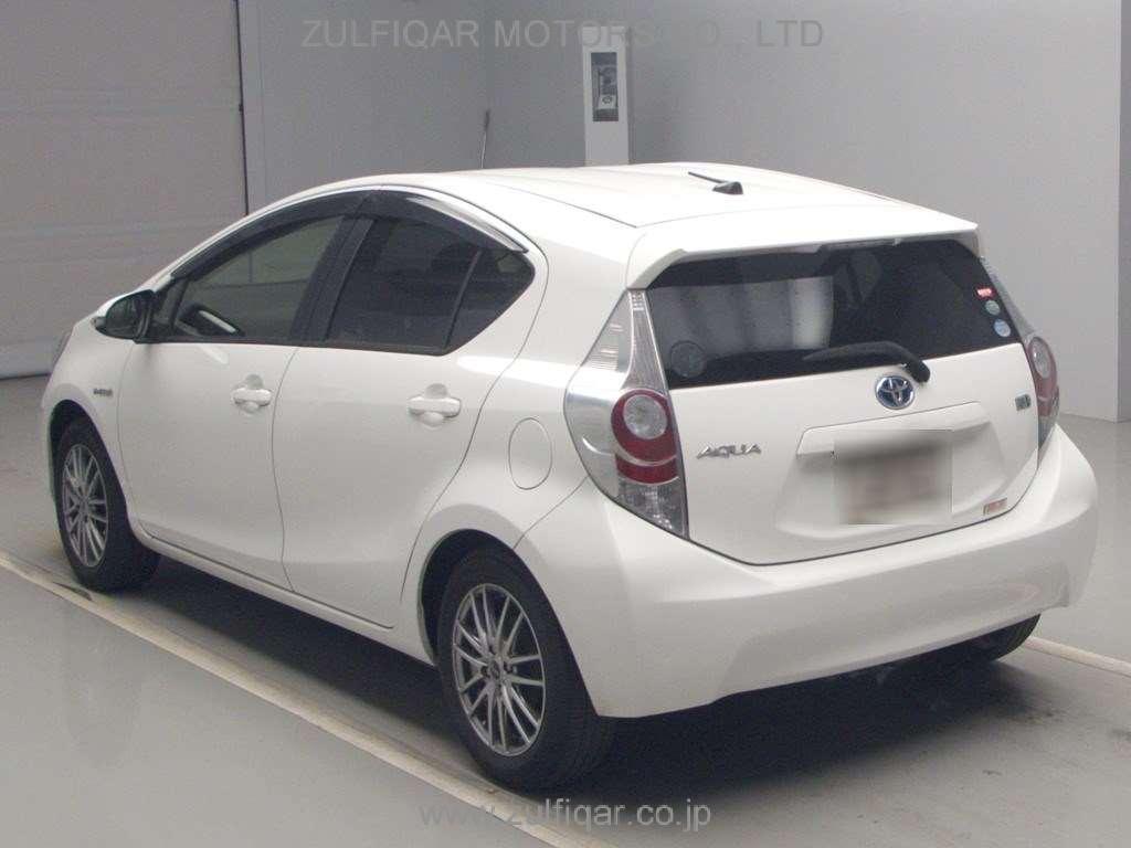 TOYOTA AQUA 2014 Image 4