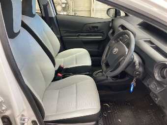 TOYOTA AQUA 2017 Image 5