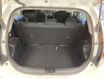 TOYOTA AQUA 2017 Image 7