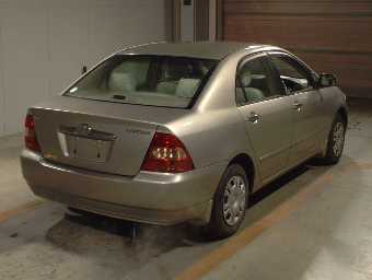 TOYOTA COROLLA 2002 Image 2