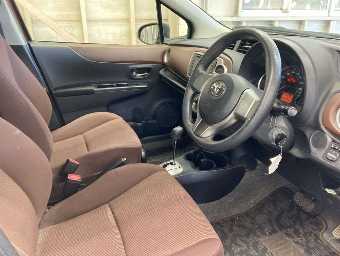 TOYOTA VITZ 2013 Image 5