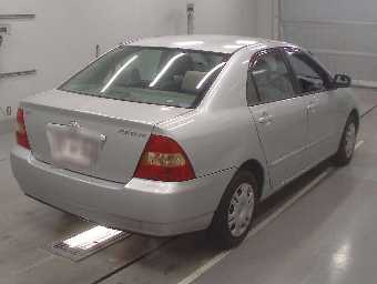 TOYOTA COROLLA 2002 Image 2