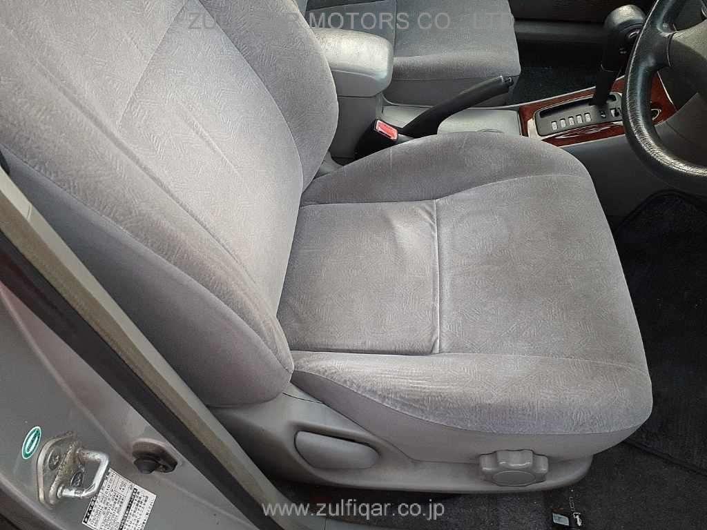 TOYOTA COROLLA 2002 Image 8