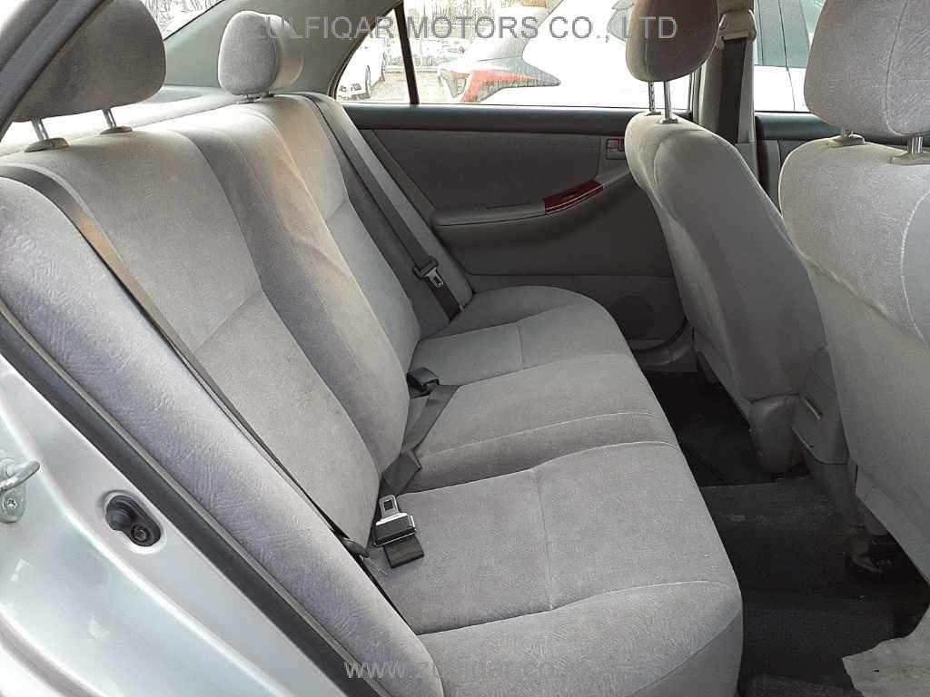 TOYOTA COROLLA 2002 Image 10