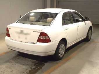 TOYOTA COROLLA 2001 Image 2