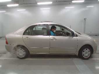 TOYOTA COROLLA 2001 Image 3