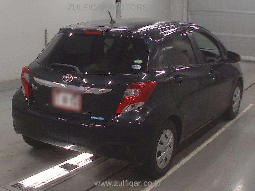 TOYOTA VITZ 2014 Image 2