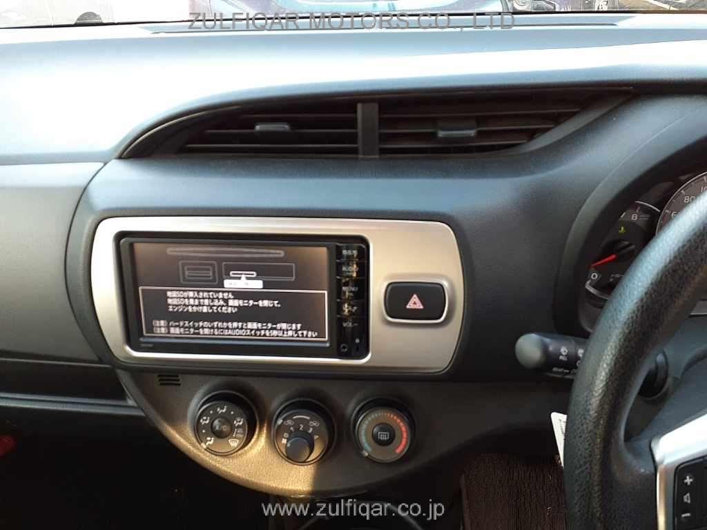 TOYOTA VITZ 2014 Image 9