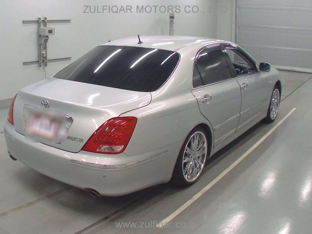 TOYOTA CROWN MAJESTA 2005 Image 2