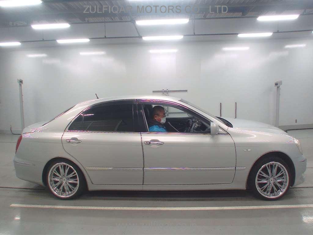 TOYOTA CROWN MAJESTA 2005 Image 3