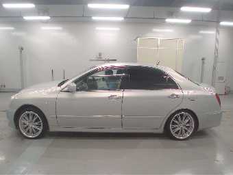 TOYOTA CROWN MAJESTA 2005 Image 4