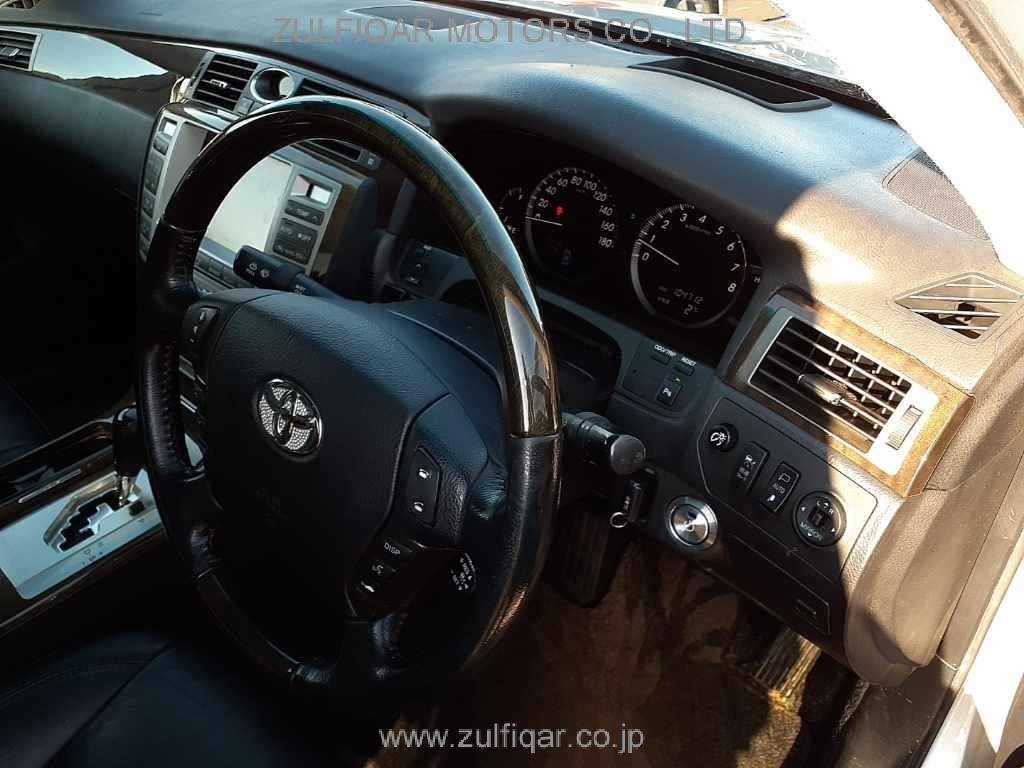 TOYOTA CROWN MAJESTA 2005 Image 7
