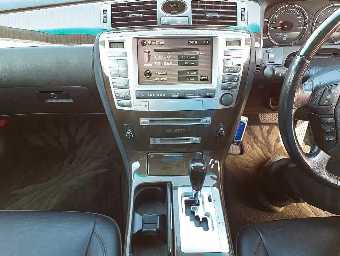 TOYOTA CROWN MAJESTA 2005 Image 9