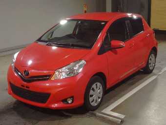 TOYOTA VITZ 2013 Image 1