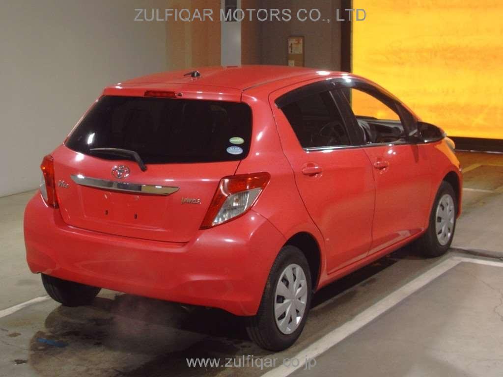 TOYOTA VITZ 2013 Image 2