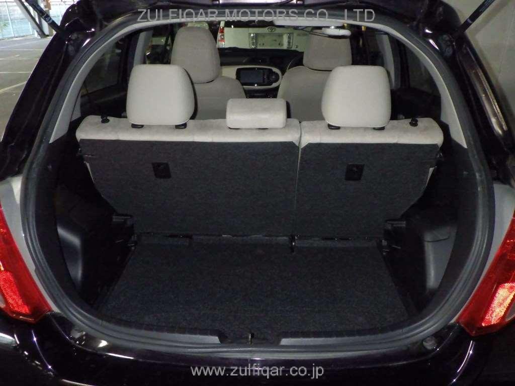 TOYOTA VITZ 2013 Image 8