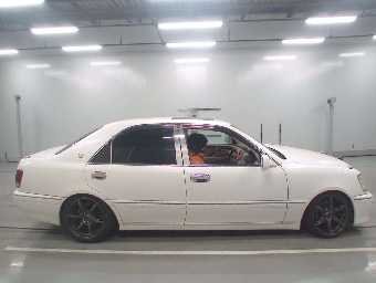 TOYOTA CROWN 2001 Image 3