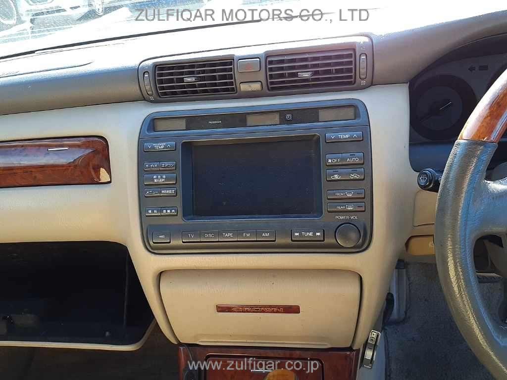 TOYOTA CROWN 2001 Image 9