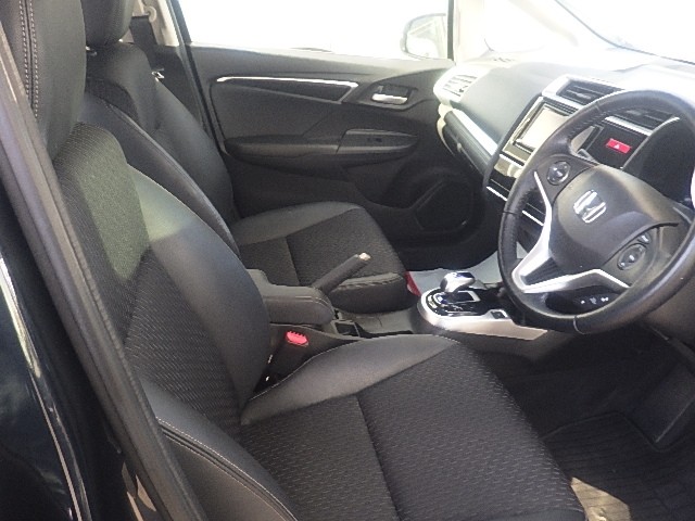 HONDA FIT HYBRID 2015 Image 32