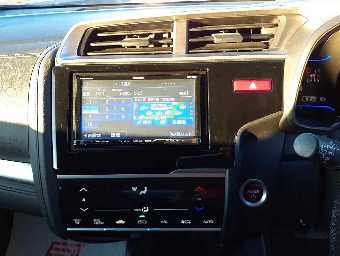 HONDA FIT HYBRID 2015 Image 9