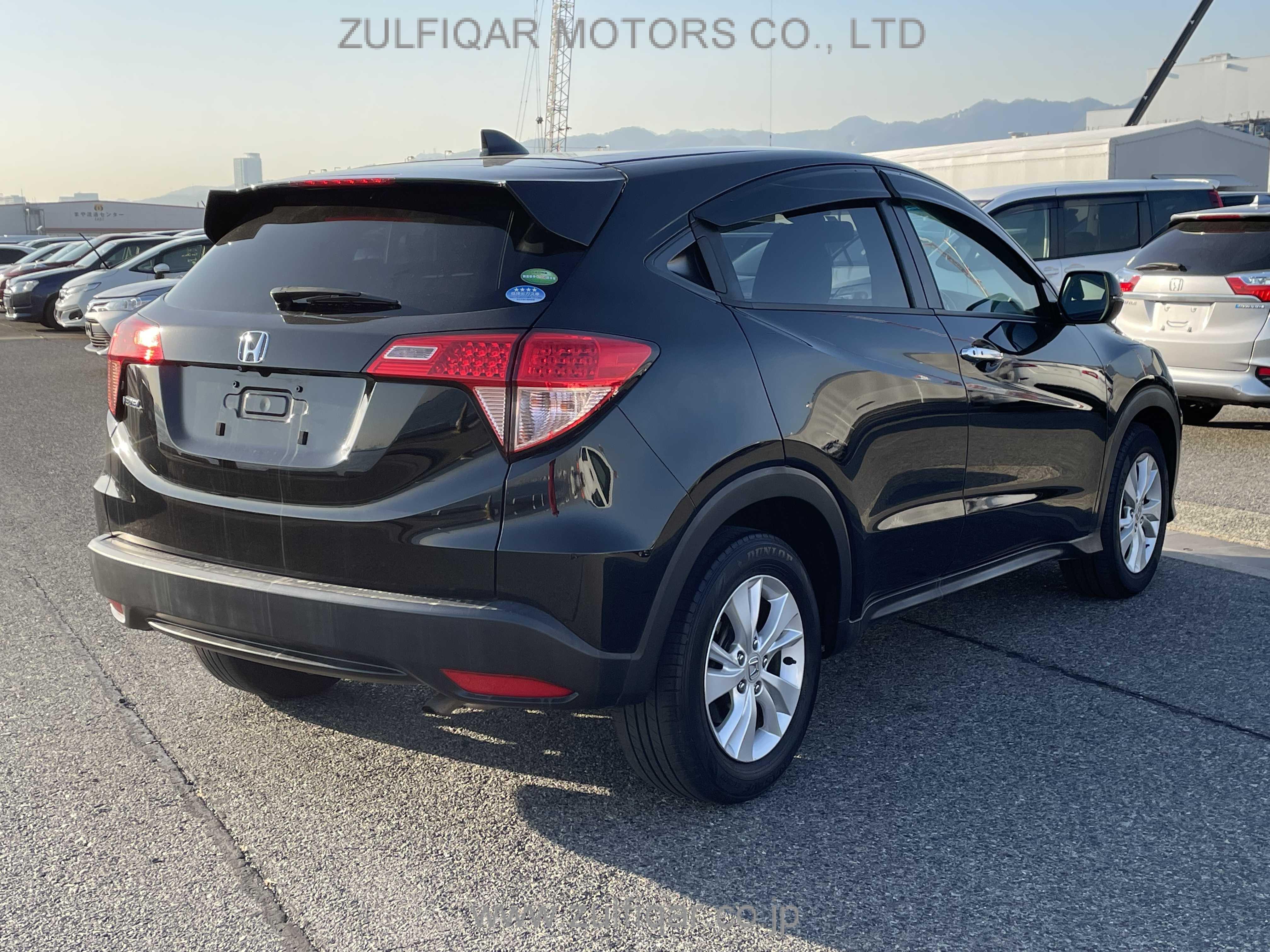 HONDA VEZEL 2017 Image 12