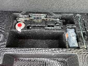 HONDA VEZEL 2017 Image 8