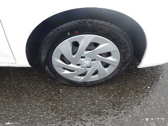 TOYOTA COROLLA FIELDER 2018 Image 11