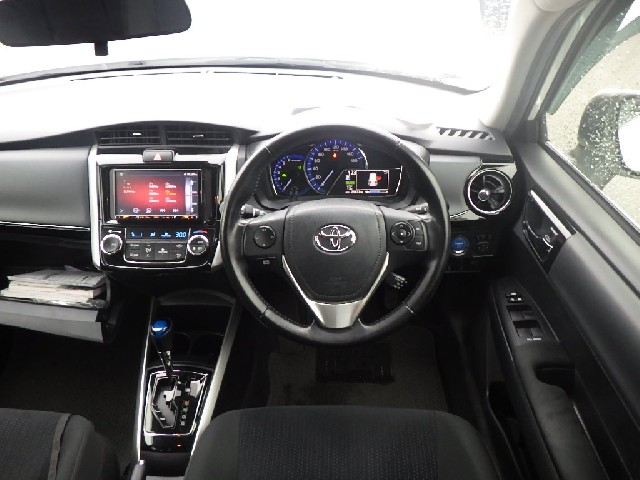 TOYOTA COROLLA FIELDER 2018 Image 21