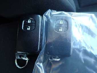 TOYOTA COROLLA FIELDER 2018 Image 8