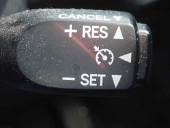 TOYOTA COROLLA FIELDER 2018 Image 9