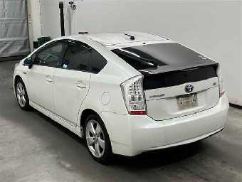 TOYOTA PRIUS 2010 Image 2