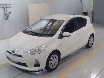 TOYOTA AQUA 2013 Image 1