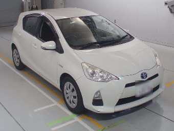 TOYOTA AQUA 2013 Image 5