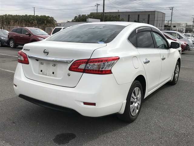 NISSAN SYLPHY 2018 Image 23