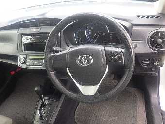 TOYOTA COROLLA AXIO 2016 Image 15