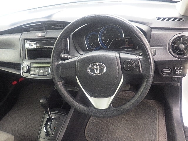 TOYOTA COROLLA AXIO 2016 Image 23